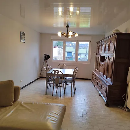 Familial Avec Salle De Jeux *